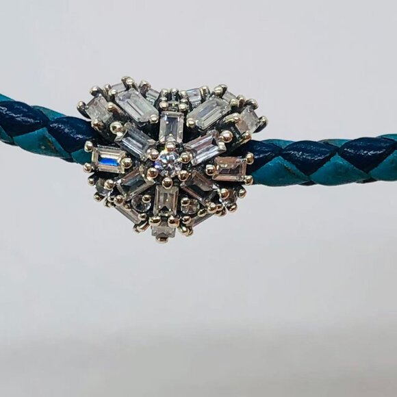 ✨✨Pandora Sparkling Heart Charm Sterling silver - Picture 4 of 4